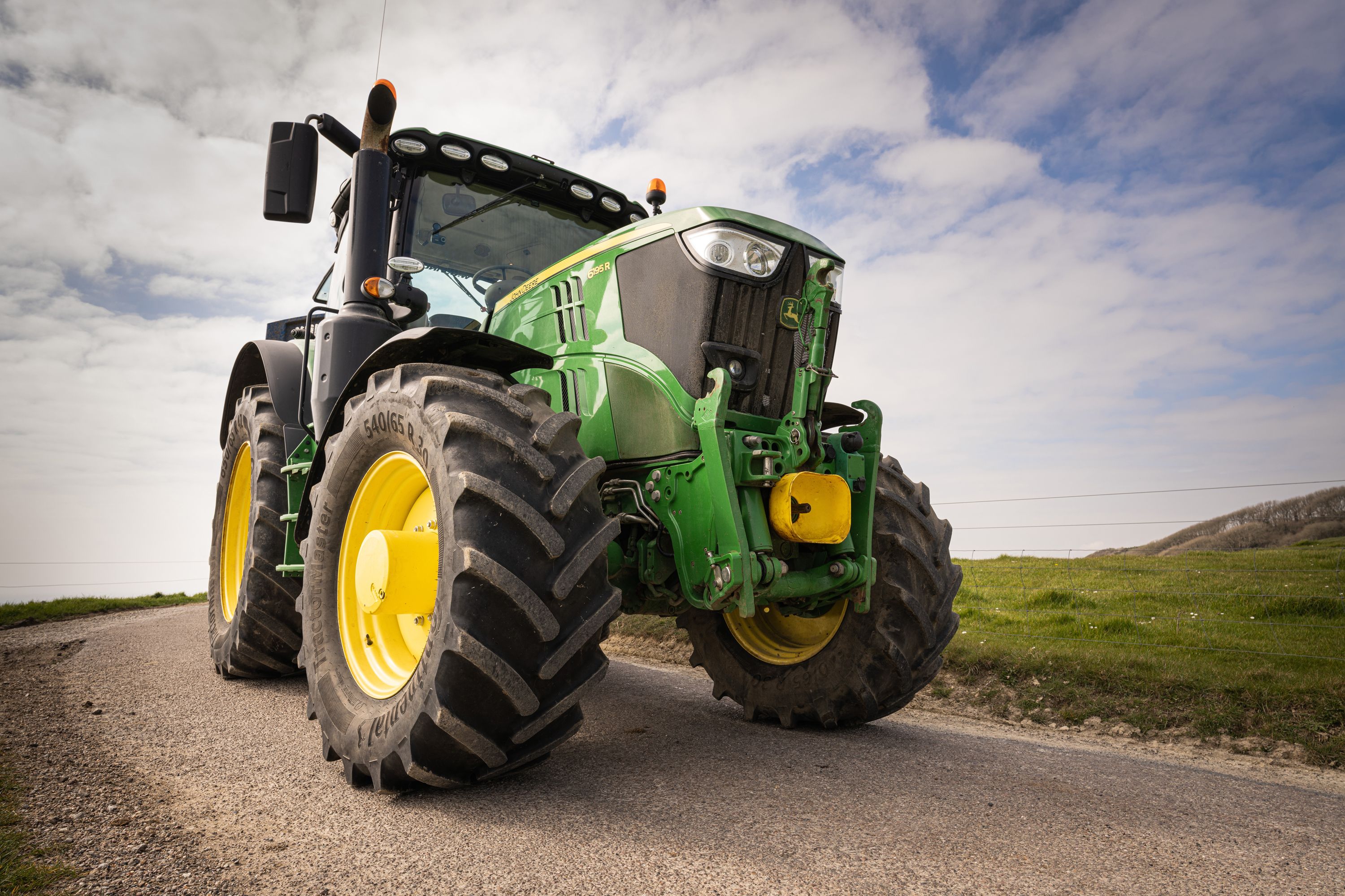 John Deere approves Continental tyres